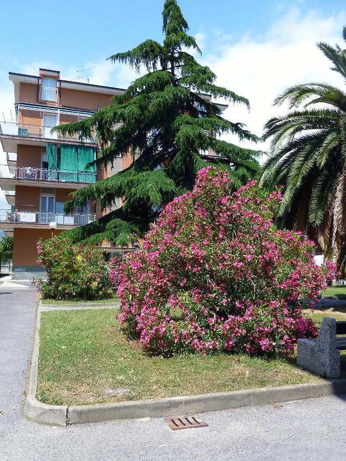 Appartamento Al Pepe Rosa di Borghetto Borghetto Santo Spirito Italia